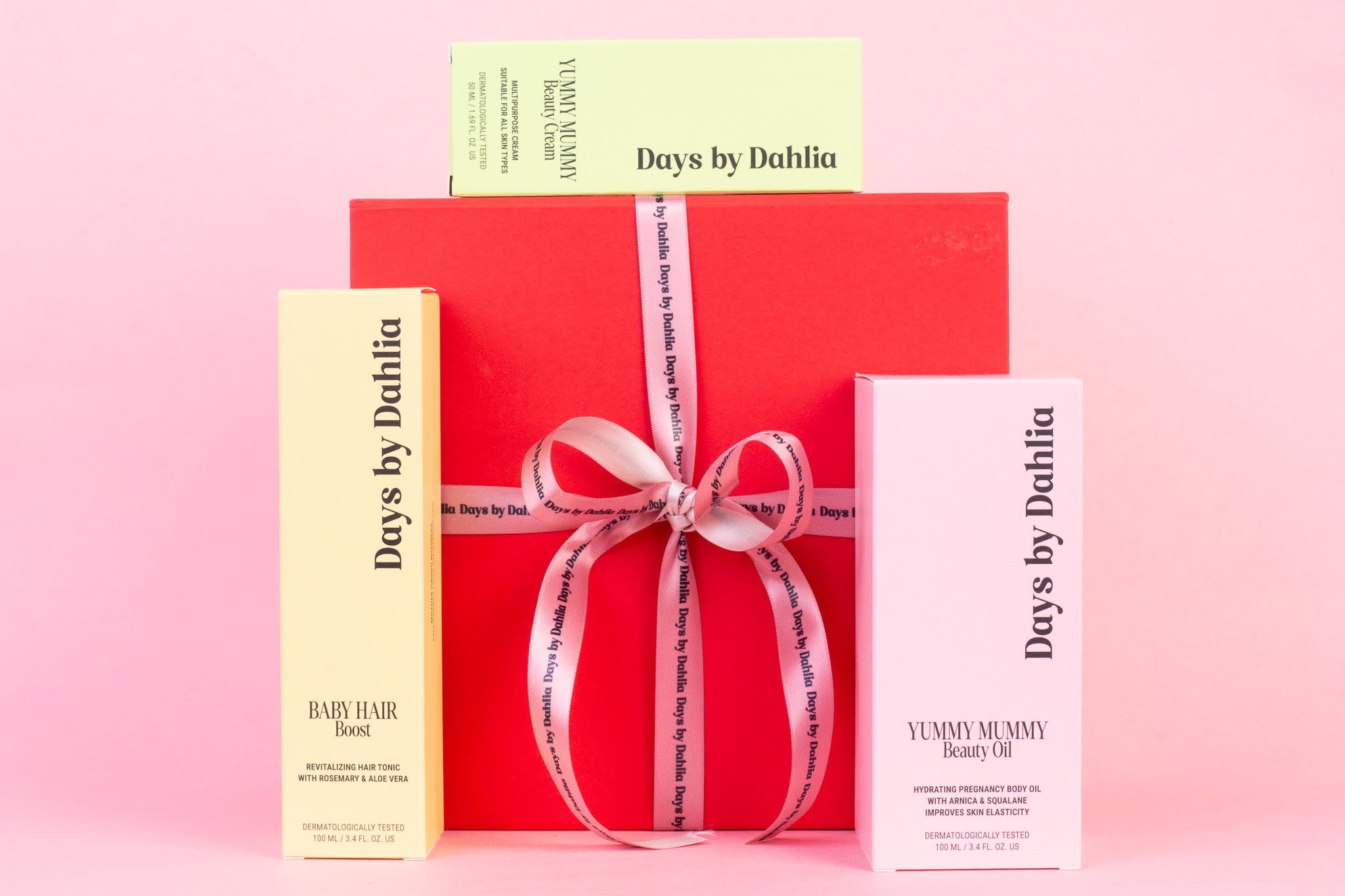 Yummy Mummy Valentines Day Box -lahjasetti uudelle äidille sisältäen ravitsevan raskausöljyn, ihovoiteen ja hiusseerumin