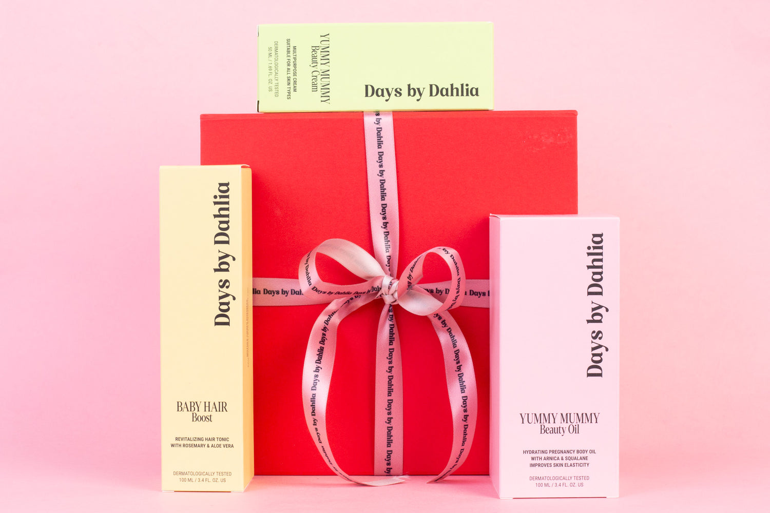 Yummy Mummy Valentines Day Box -lahjasetti uudelle äidille sisältäen ravitsevan raskausöljyn, ihovoiteen ja hiusseerumin