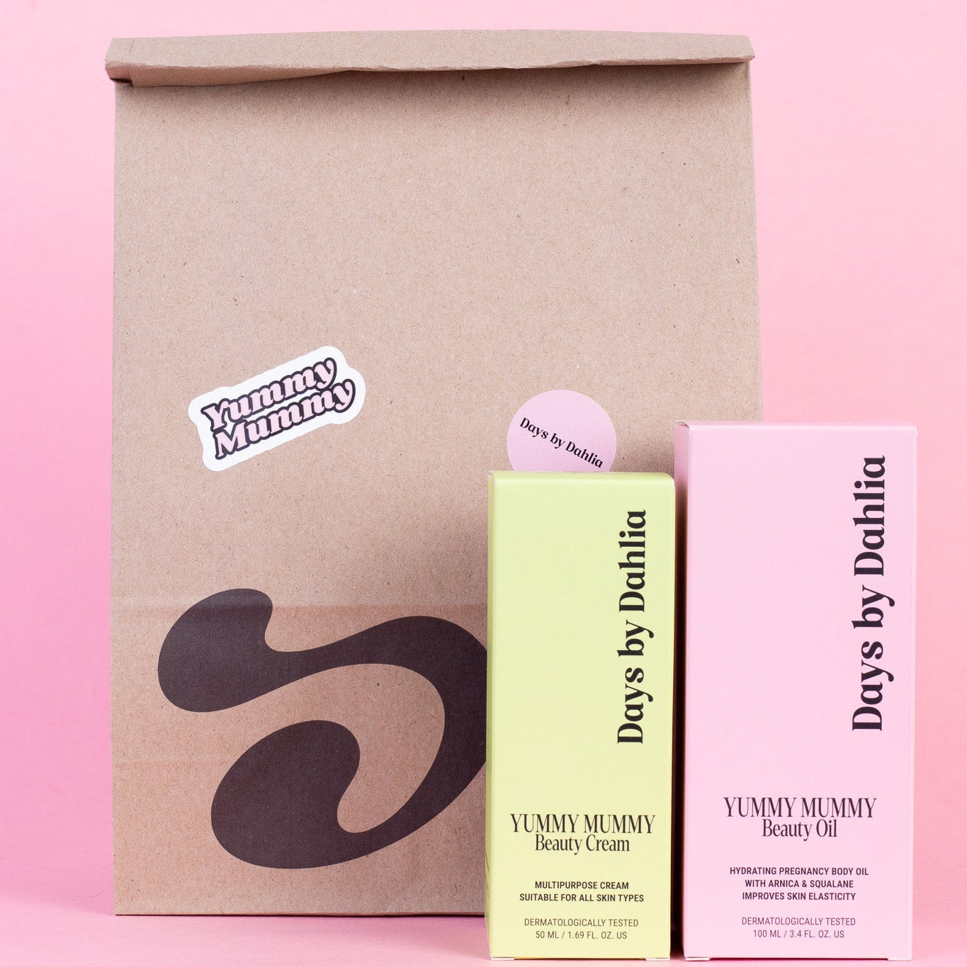 Yummy Mummy Skincare Duo -lahjasetti uudelle äidille sisältäen raskausöljyn ja hoitovoiteen.